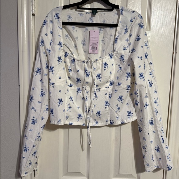 wild fable Tops - Wild Fable Women's Long Sleeve Cotton Milkmaid Top blue/white- sz large- nwt
